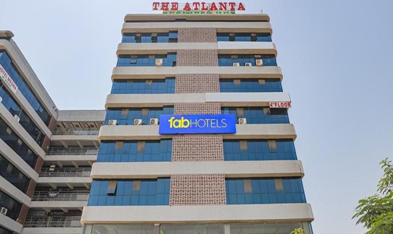 Fabhotel The Heaven Ахмедабад Екстериор снимка