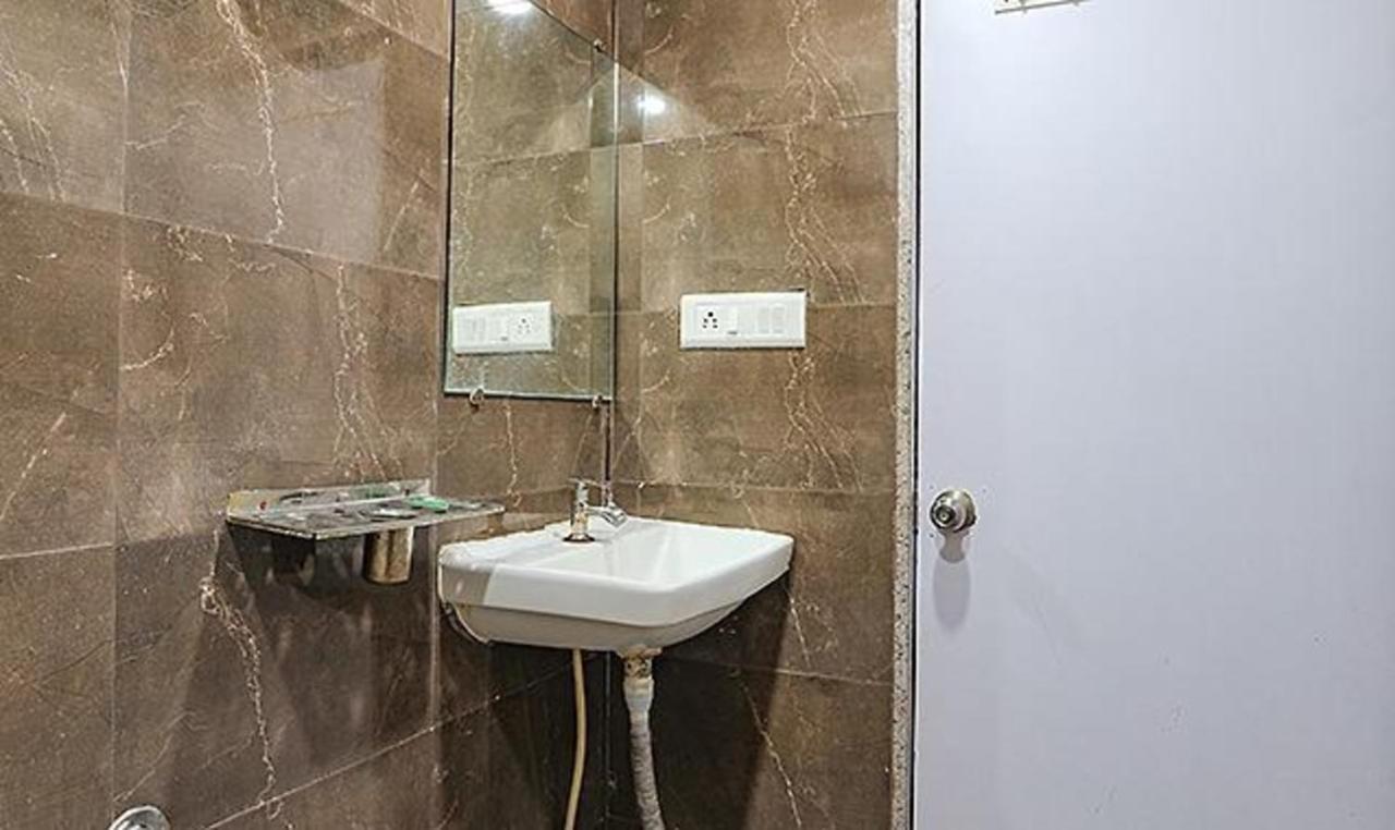 Fabhotel The Heaven Ахмедабад Екстериор снимка